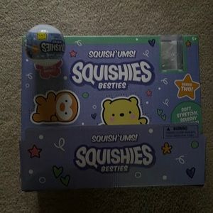 Squish ‘Ums! Squishies Besties